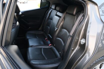 MAZDA3 SKYACTIV 2.0S Sports เกียร์ออโต้ ปี 2014 รถมือสอง นครปฐม - Image 10