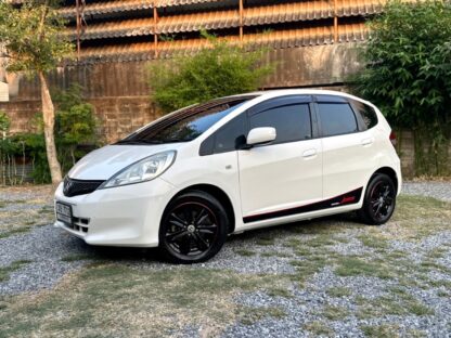 Honda Jazz 1.5 i-VTEC รุ่น V เกียร์ Auto ปี 2012 รถมือสอง ขอนแก่น - Image 6