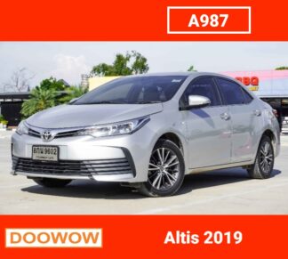 Toyota-Altis-2019-สีบอร์นเงิน-รถมือสองสมุทรปราการDoowow